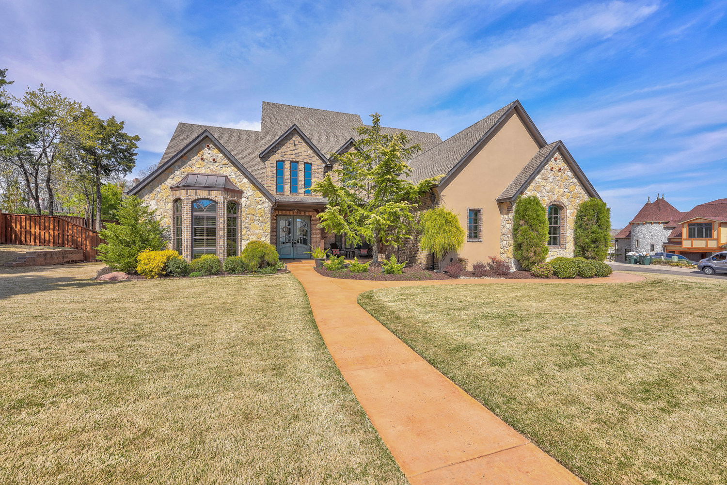 2417 Lone Oak Way Edmond, OK 73034 Nested Tours